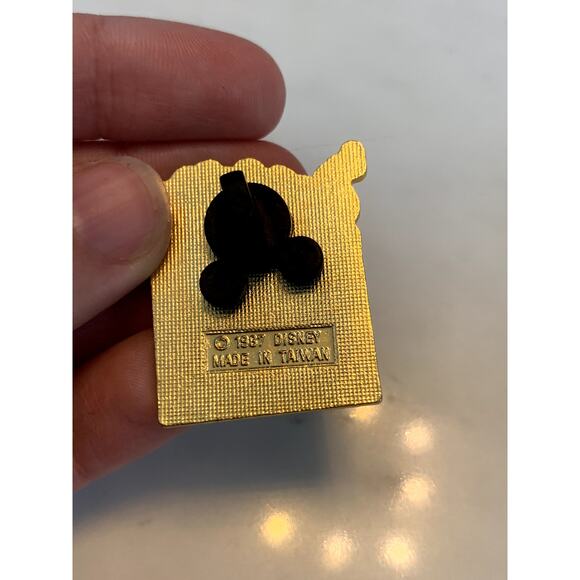 Vintage Clapper The Walt Disney Studios Goofy Mickey Donald Minnie Disney Pin - Picture 2 of 2